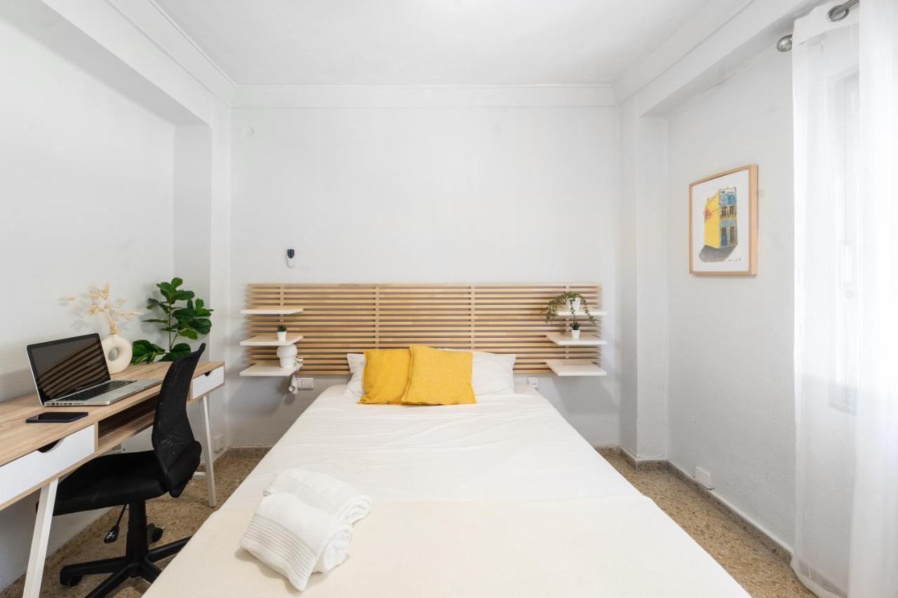 Apartamento Con Ubicacion Ideal: Playa Y Centro Apartamento Valência Exterior foto