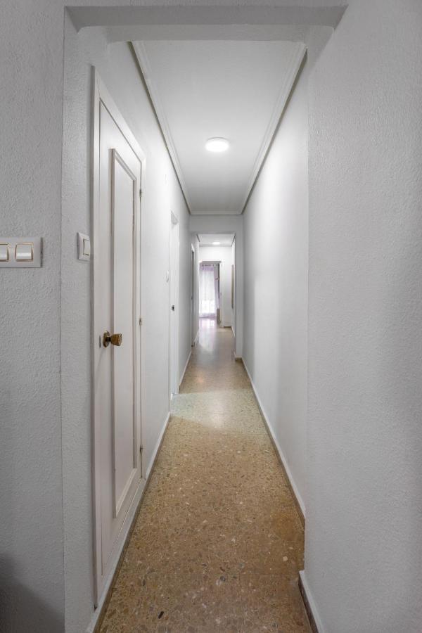 Apartamento Con Ubicacion Ideal: Playa Y Centro Apartamento Valência Exterior foto